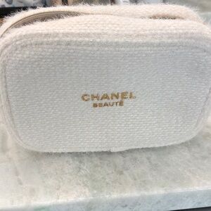 Chanel Beauté Textured Cream Cosmetic Case